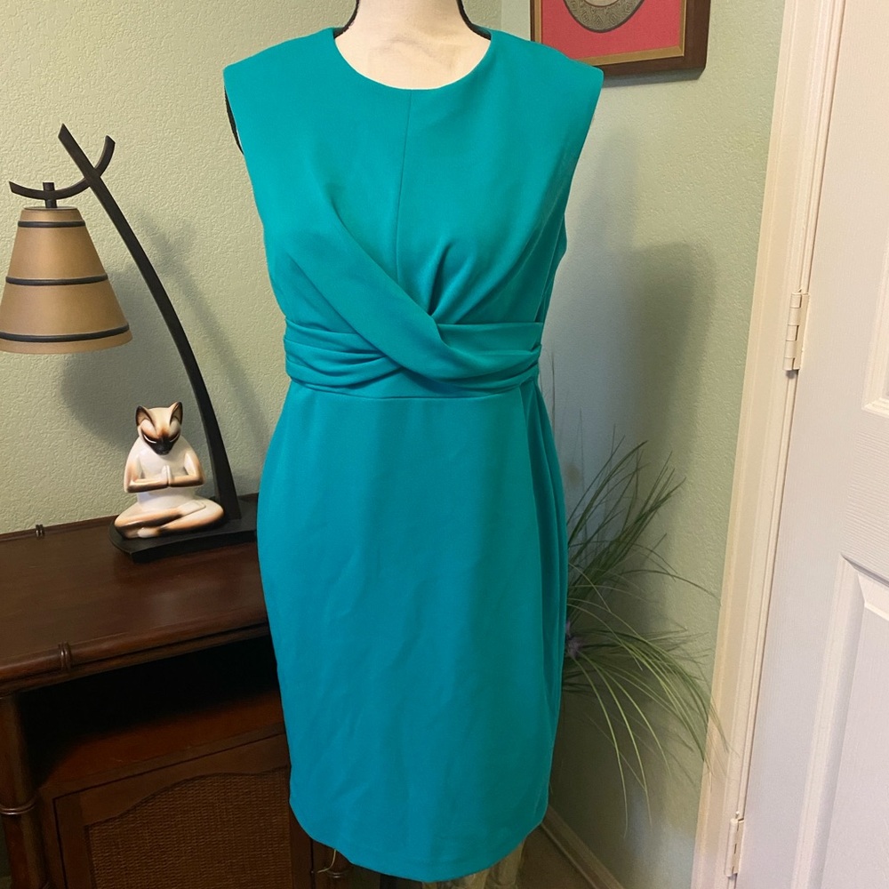 NWOT Calvin Klein Green Sleeveless Sheath Midi Dress